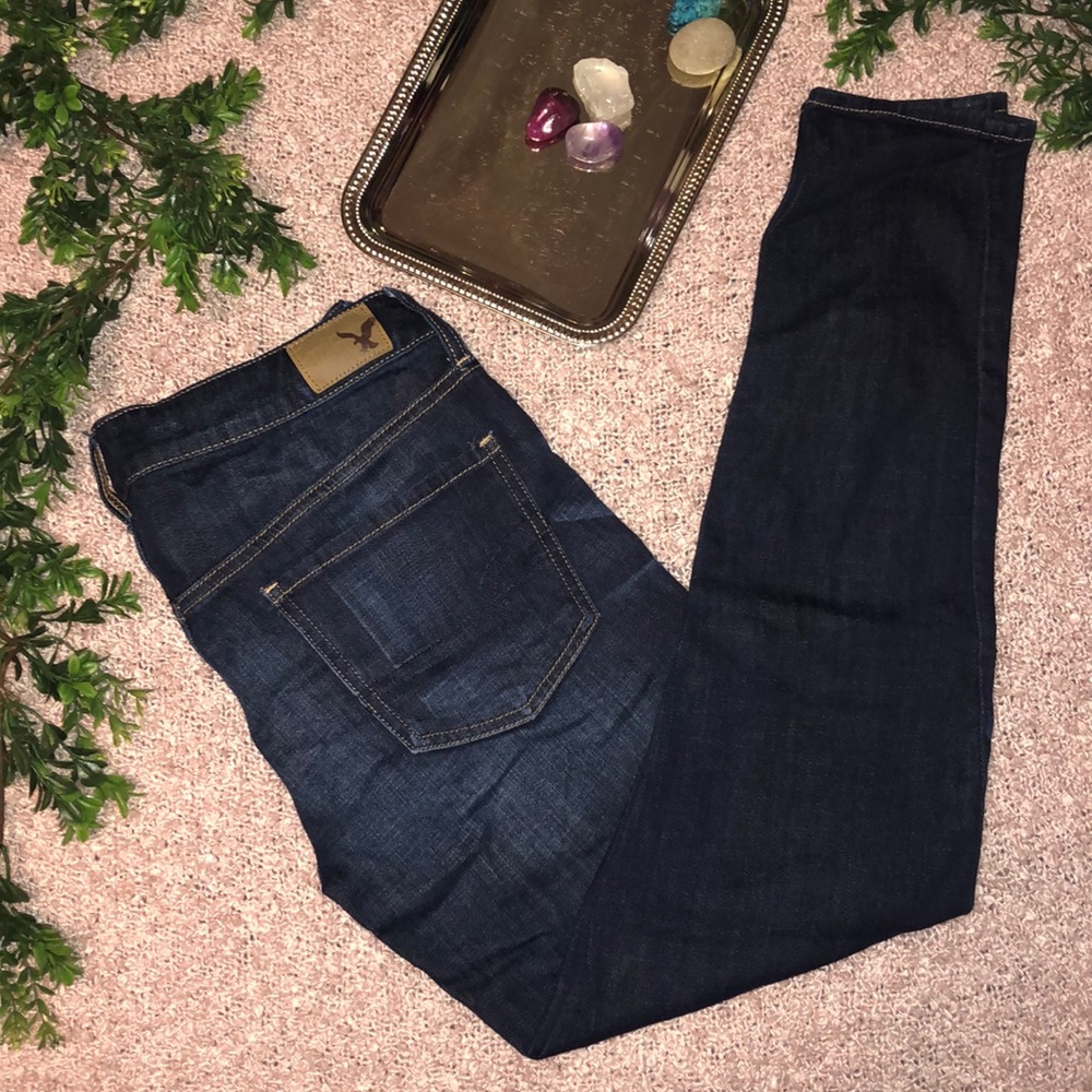 American Eagle - Tomgirl Dark Wash Jeans - Size 4L